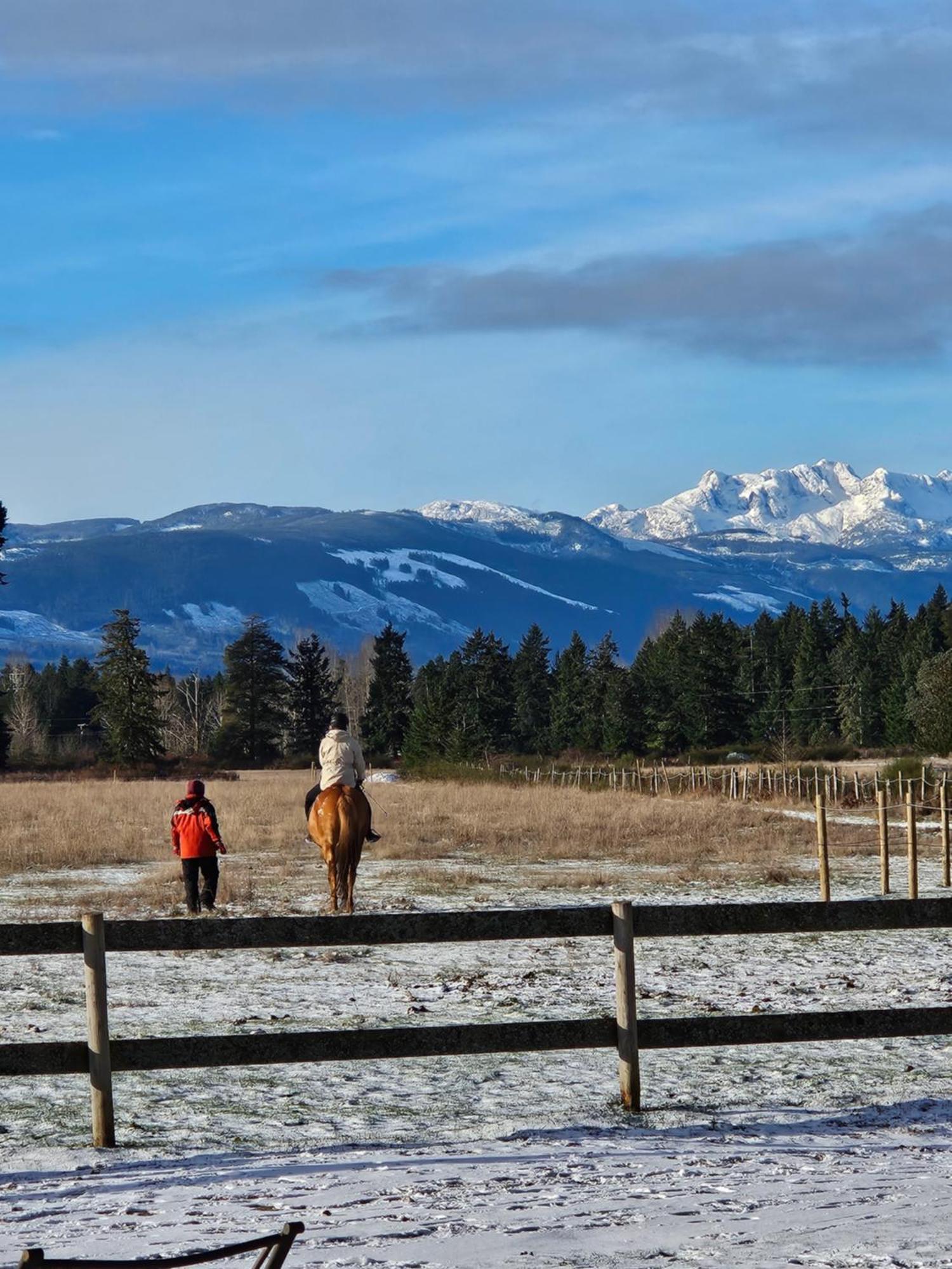 Paradise Acres Ranch Nanoose Bay Exteriör bild
