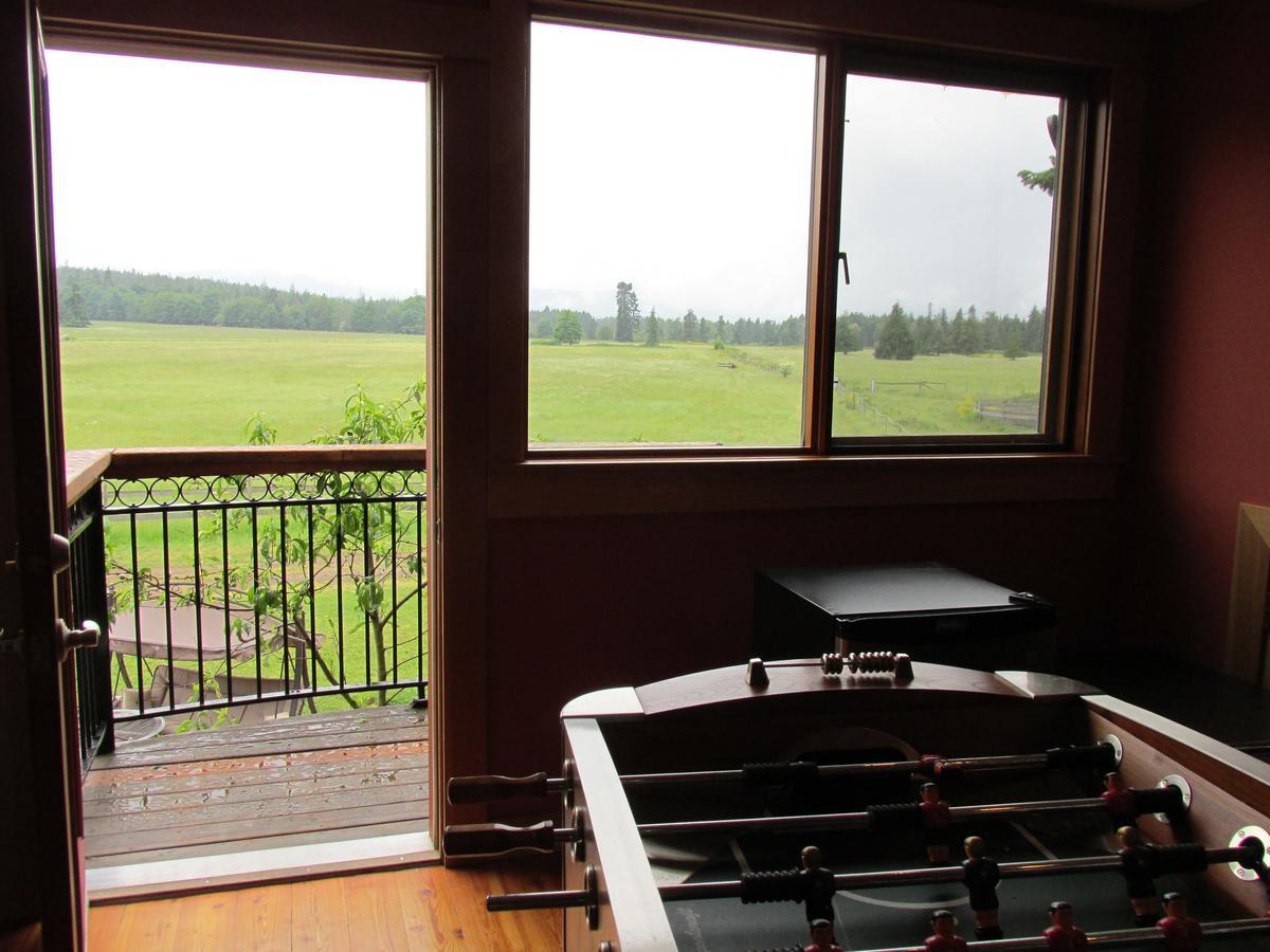 Paradise Acres Ranch Nanoose Bay Exteriör bild